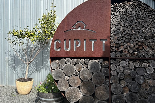 Visit Capitta Estate for food and drinks, just 10 minutes from Mollymook.