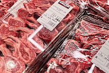 Lamb prices remain unseasonably high this spring.