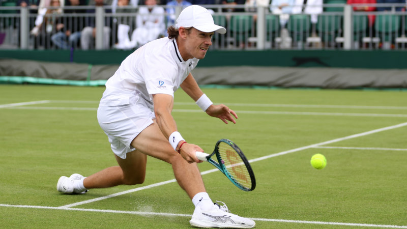 Wimbledon 2024 LIVE: De Minaur digs deep to win second set; Popyrin relinquishes advantage