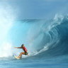 Layne Beachley at the Billabong Pro Teahupo'o in 2002 before hitting the coral reef.