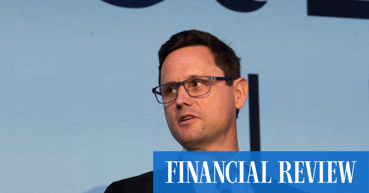 Totus takes profit on Qantas short bet, says it has a 'sniff' of AMP - Vimarsana News