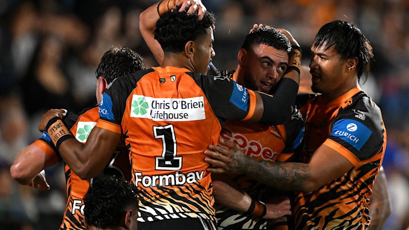 Broncos take on Dolphins after Tigers stun Warriors