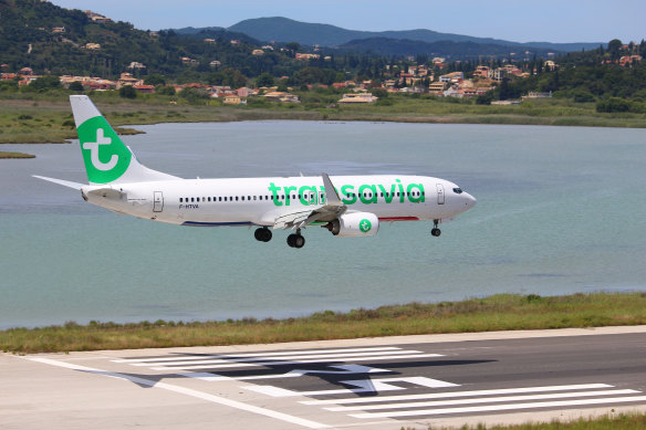 A Transavia Boeing 737-800 coming in to land at Corfu.