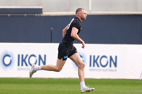 Will Hayward of the Blues tests out his injured ankle on Thursday.