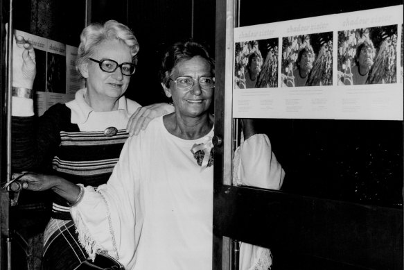 Poets Judith Wright and Oodgeroo Noonuccal (Kath Walker)  in 1977.