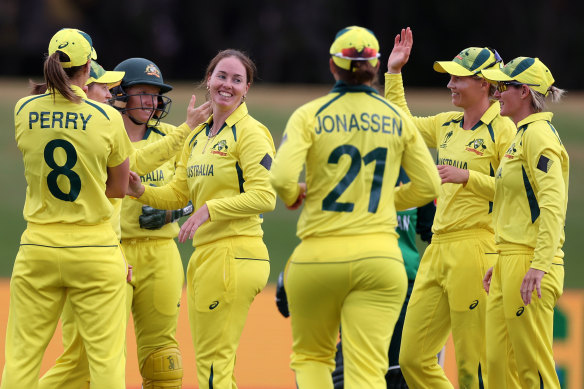Amanda-Jade Wellington celebrates a wicket against Pakistan at Bay Oval in Tauranga.
