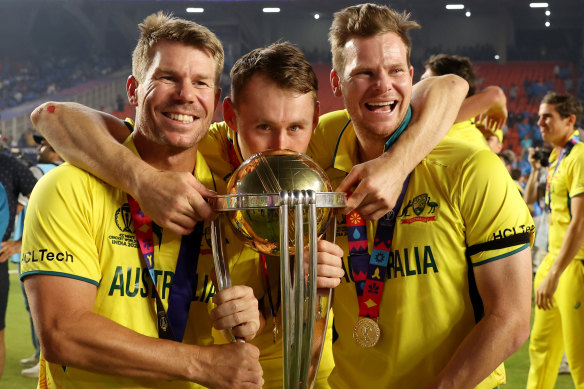 David Warner, Marnus Labuschagne, and Steve Smith after Australia’s World Cup victory in India.