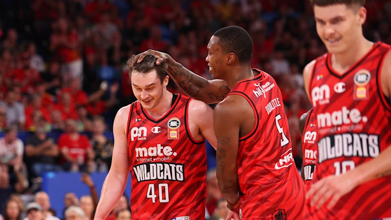 Wildcats upset Phoenix to congest NBL top-five