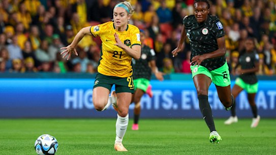 Ellie Carpenter rushes to the ball after a corner for the Matildas.
