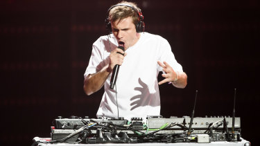 The Voice Controversial Sensation Sam Perry Didn T Think He Would Get Picked Delta goodrem, kelly rowland, guy sebastian previous seasons won by karise eden, harrison craig, anja nissen, ellie drennan, alfie arcuri, judah kelly and sam perry respectively. the voice controversial sensation sam