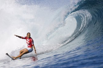 Layne Beachley (pictured here in 2006) established a $100,000 women’s event.