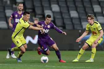 Perth Glory Through To Semis After Upset Win Over Wellington