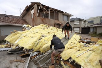 A roof has blown off one apartment building crashing into the next on Beach Road, Mordialloc.