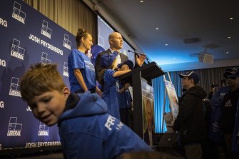 Josh Frydenberg shares a moment onstage with his family as he kicks off his reelection campaign in Kooyong's seat in front of 1000 local voters.