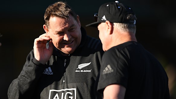 Sideshow: New Zealand coach Steve Hansen and Michael Cheika traded barbs on Thursday