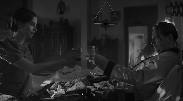 Ten nominations: Lily Collins and Gary Oldman in Mank.