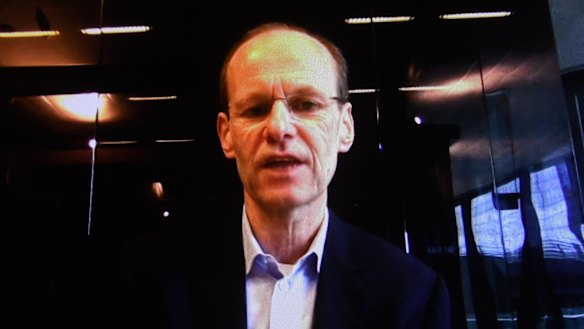 ANZ chief executive, Shayne Elliott, defended the dividend suspension as in the interests of shareholders. 