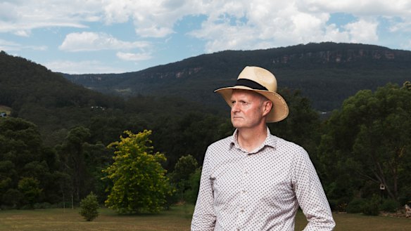 Matt Gray is concerned about Kangaroo Valley's fire management plans. 