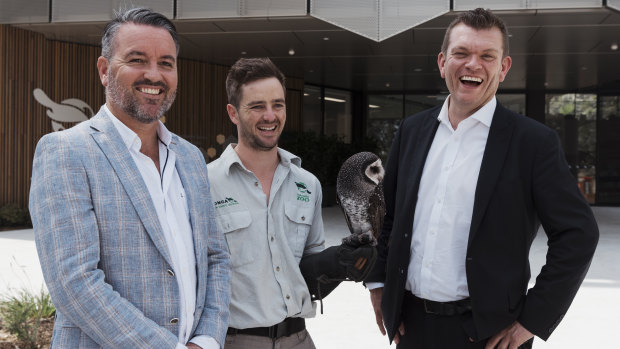 Director of Wildlife Conservation and Science Simon Duffy with University of Sydney Pro-Vice-Chancellor (Education) Professor Richard Miles at the Taronga Zoo's Institute for Science and Learning. 