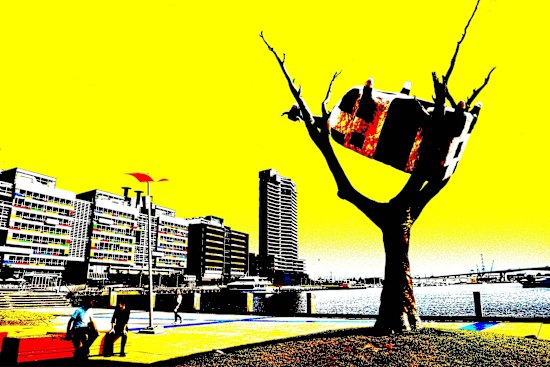 The AFL and Allan government have just completed a $225 million renovation of Marvel stadium with the aim of building a better link between the entire Docklands precinct and Melbourne’s city centre.