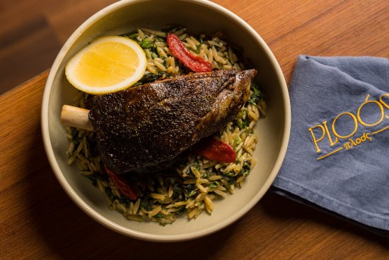 Slow roasted lamb shoulder at Ploos.