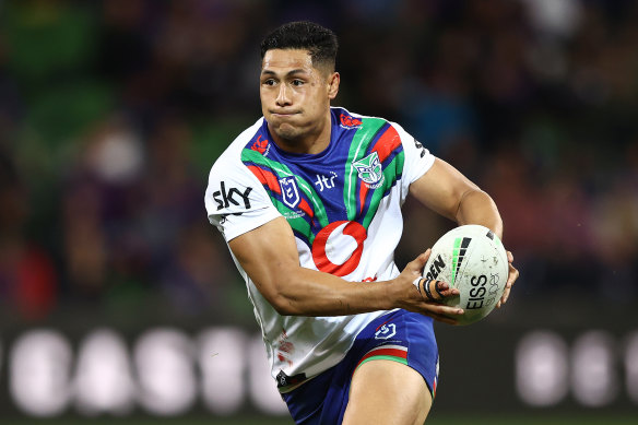 Roger Tuivasa-Sheck in action for the Warriors in 2021.