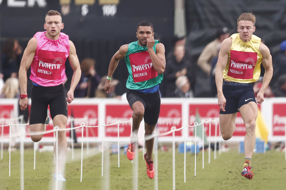 Kieren Mundine (centre) competing in the Stawell Gift.