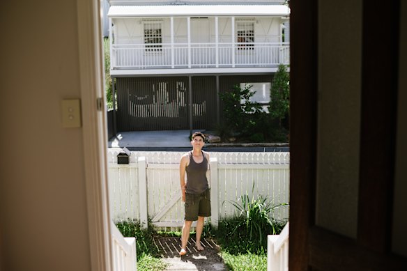 Cetois said she will often leave her house and work from a local library on hot days. 