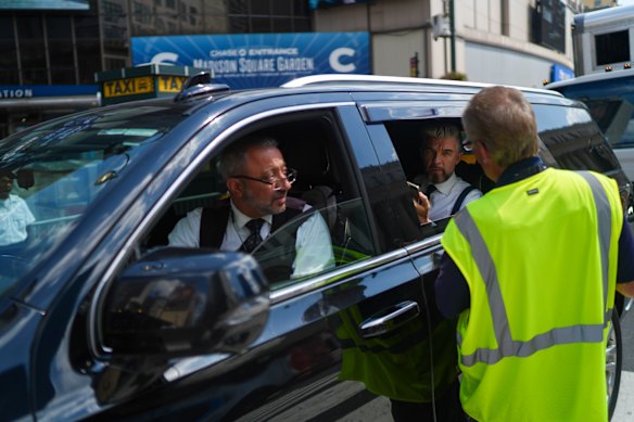 Guests arrive to Madison Square Garden. (AP Photo/Ryan Murphy)