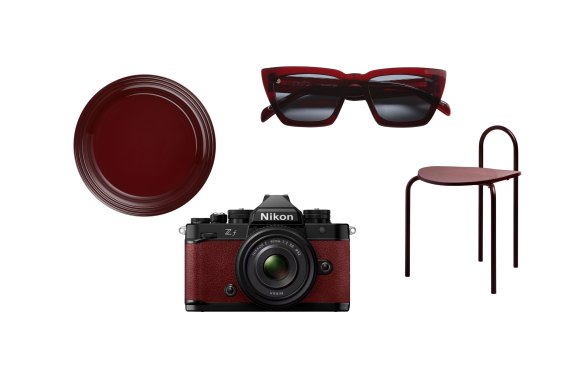 Dinner plate; “Zf ” camera and “Z” lens; “Shade 006” sunglasses; “Michelle” stool.