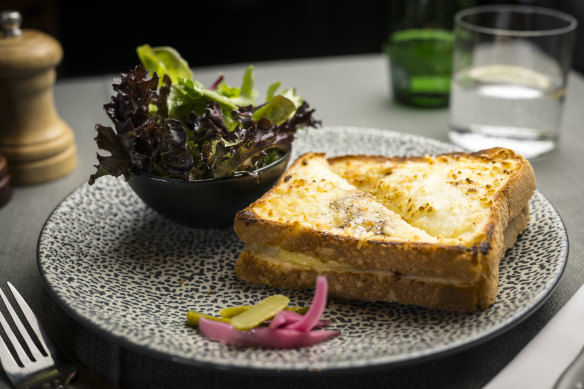 Croque-monsieur (ham and cheese sandwich).