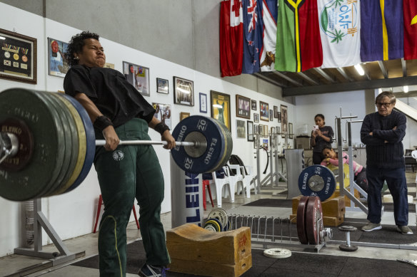 Eileen Cikamatana trains for the Paris Olympics under careful supervision from coach Paul Coffa.