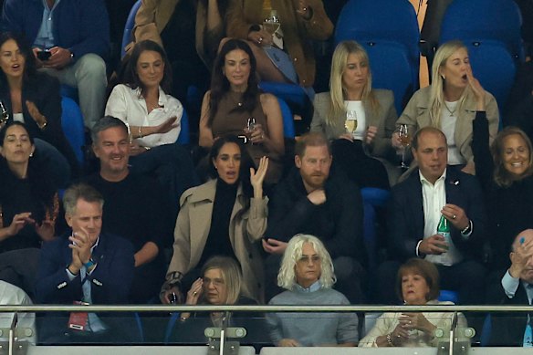 Harry And Meghan Australia Visit As It Happened Duke Duchess Arrive 