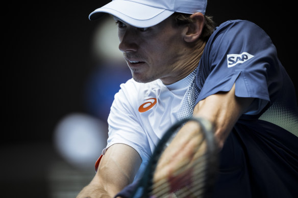 Alex de Minaur cruised to victory against Tristan Boyer.