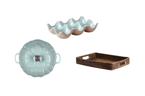 “Petal” casserole; Egg holder; “Cocoa” tray.  