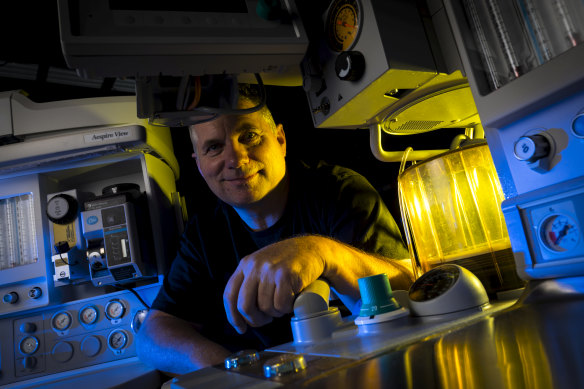 Gavin Berry drove from Victoria to Queensland to the Illawarra to deliver ventilators.