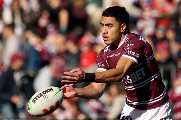 Lehi Hopoate warming up before a game against St George Illawarra