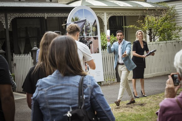Marty Fox auctioning 22 Henderson Street, South Melbourne. 