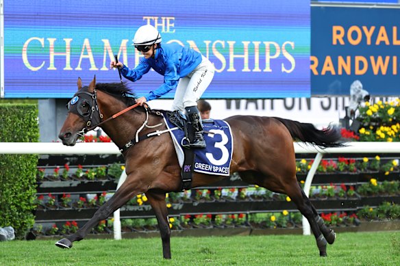 Rachel King salutes on Green Spaces in the Australia Derby.