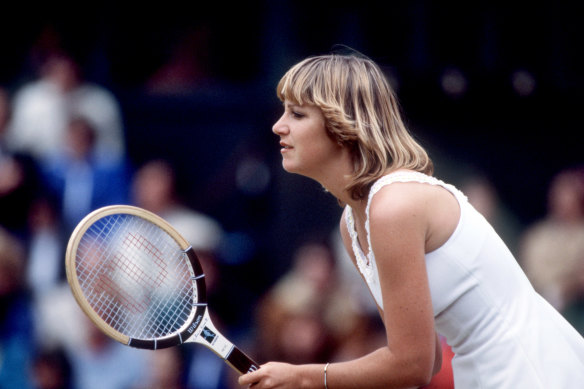 Chris Evert’s love of diamonds on court inspired the name “tennis bracelet”. 