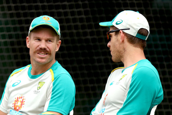 David Warner is set to play for the Redbacks despite an ongoing injury. 