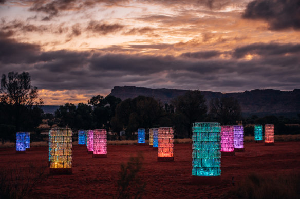 Towers of Light at Kings Canyon - the installation emits an “otherworldly singing”.