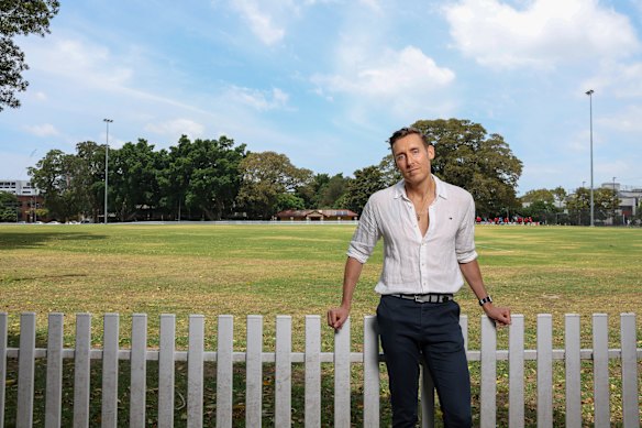 Liam Miller achou difícil viver na Austrália depois de muito tempo em Barcelona e Londres.