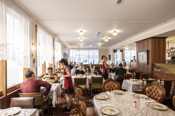 Johnny, Vince &amp; Sam’s regularly attracts queues of diners on Lygon Street.