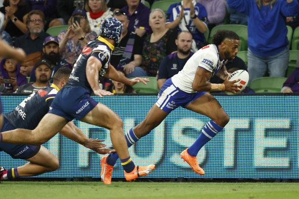 The Bulldogs’ Josh Addo-Carr scores a try against his former side.