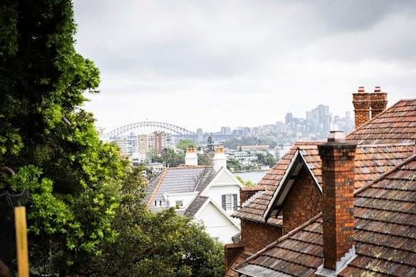 In Bellevue Hill the best paid the 1 per cent earned an average of $6.3 million a year in 2022-23. It also has a median house price over $10 million.