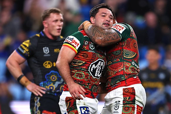 Brandon Smith celebrates a Rabbitohs try.
