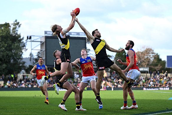 Mid-season draftee Kye Annand flew high for the Tigers in Hobart On Sunday.