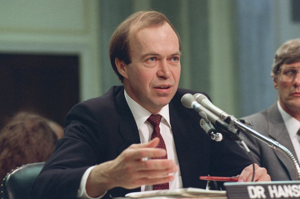 James Hansen, director of NASA’s Goddard Institute for Space Studies in New York, warned the US Congress in 1988 that human-induced global warming was already underway.
(This photo taken in 1989.)