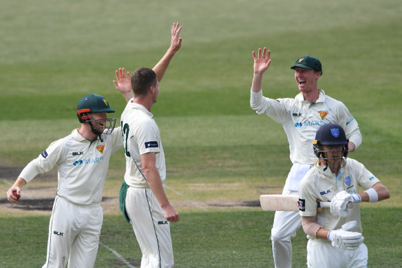 Jackson Bird finished with career best figures as NSW collapsed in stunning fashion.